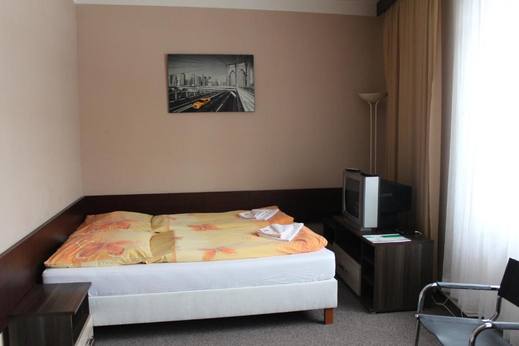 Hotel Bila Ruze เบอร์โน ภายนอก รูปภาพ